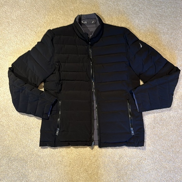 NAUTICA Men’s Reversible Quilted Puffer Jacket Black/Gray - Picture 4 of 12